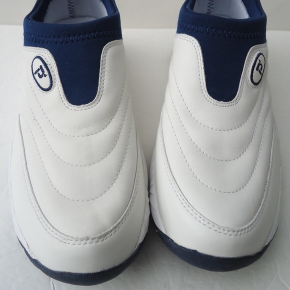 SIZE 9.5. PROPET wash & wear slip-on leather sneaker shoes. main image 5